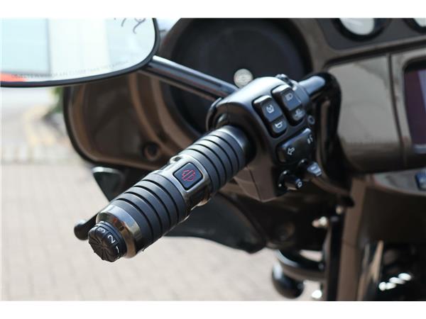 2022 HARLEY-DAVIDSON CVO FLHTKSE ELECTRA GLIDE ULTRA LIMITED