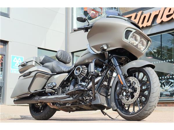 2019 HARLEY-DAVIDSON ROAD GLIDE SPECIAL 