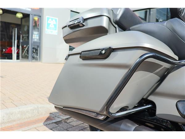 2019 HARLEY-DAVIDSON ROAD GLIDE SPECIAL 