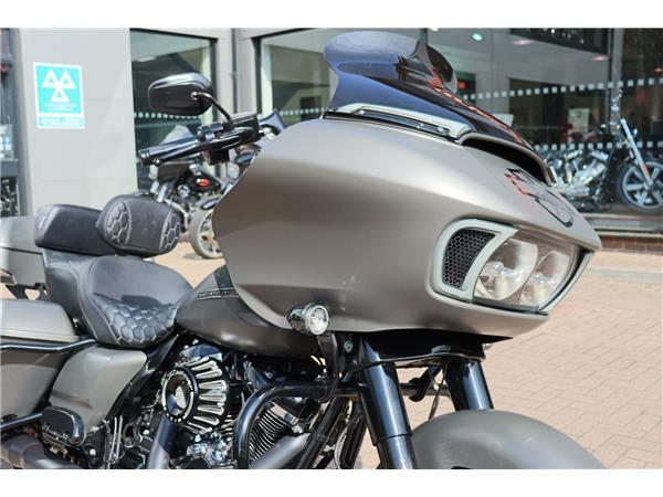 2019 HARLEY-DAVIDSON ROAD GLIDE SPECIAL 