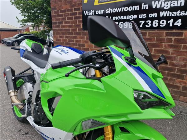 2024 Kawasaki Ninja ZX-6R