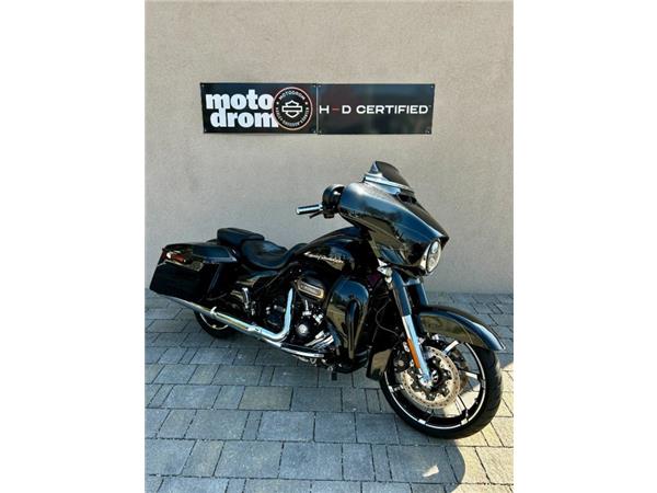 2017 Harley-Davidson CVO Street Glide FLHXSE Tourer