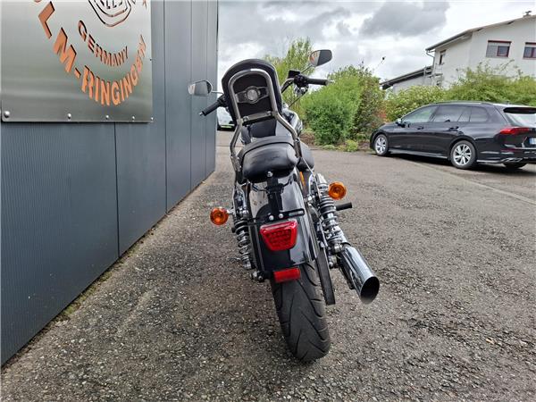 XL1200T Sportster Super Low mit KessTech Auspuff