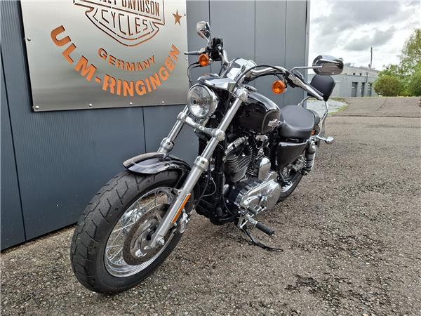 XL1200T Sportster Super Low mit KessTech Auspuff