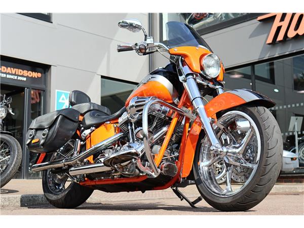 2010 HARLEY-DAVIDSON CVO FLSTSE SCREAMIN EAGLE SOFTAIL CONVERTIBLE