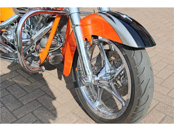 2010 HARLEY-DAVIDSON CVO FLSTSE SCREAMIN EAGLE SOFTAIL CONVERTIBLE
