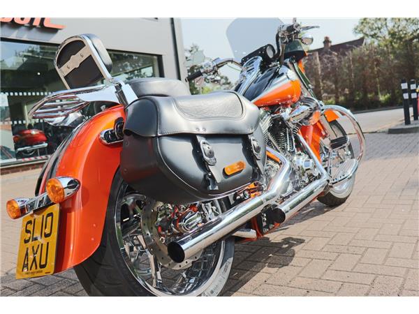 2010 HARLEY-DAVIDSON CVO FLSTSE SCREAMIN EAGLE SOFTAIL CONVERTIBLE