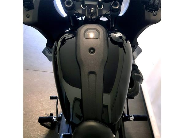 HARLEY-DAVIDSON LOW RIDER ST