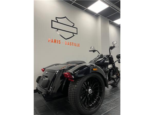 2024 HARLEY-DAVIDSON FREEWHEELER