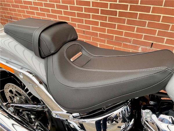 2025 HARLEY-DAVIDSON SOFTAIL FXBR BREAKOUT