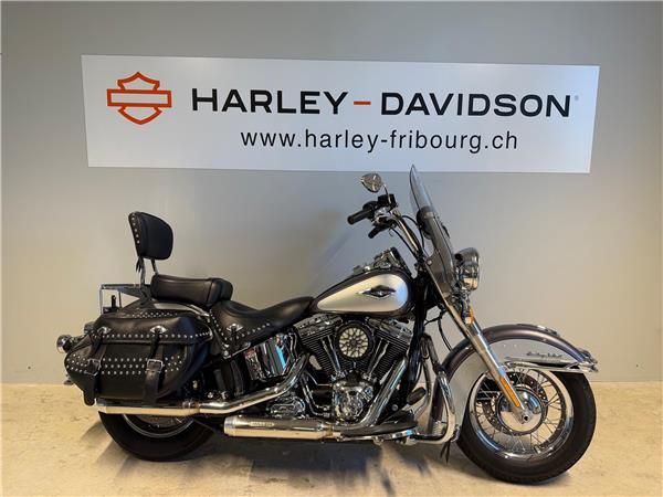 2014 HARLEY-DAVIDSON Softail FLSTC Softail Heritage Classic ABS