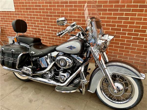2014 HARLEY-DAVIDSON SOFTAIL FLSTC HERITAGE SOFTAIL CLASSIC