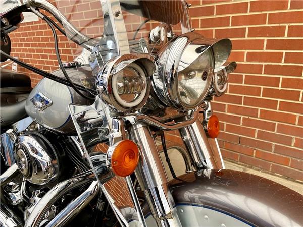 2014 HARLEY-DAVIDSON SOFTAIL FLSTC HERITAGE SOFTAIL CLASSIC