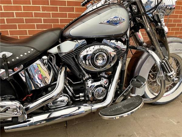 2014 HARLEY-DAVIDSON SOFTAIL FLSTC HERITAGE SOFTAIL CLASSIC