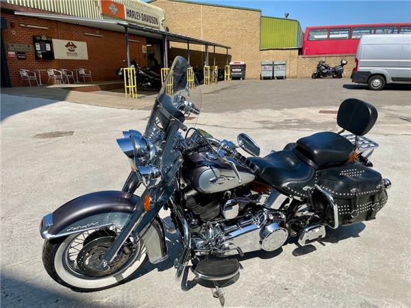 2014 HARLEY-DAVIDSON SOFTAIL FLSTC HERITAGE SOFTAIL CLASSIC