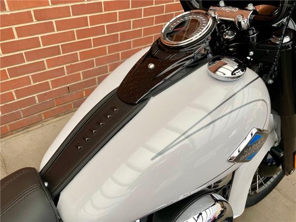 2025 HARLEY-DAVIDSON SOFTAIL FLHC HERITAGE CLASSIC