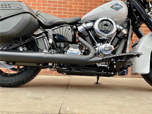2025 HARLEY-DAVIDSON SOFTAIL FLHC HERITAGE CLASSIC