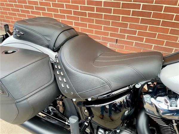 2025 HARLEY-DAVIDSON SOFTAIL FLHC HERITAGE CLASSIC