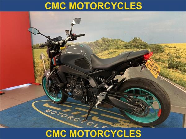  Yamaha MT-09 MT-09