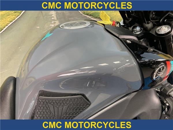  Yamaha MT-09 MT-09