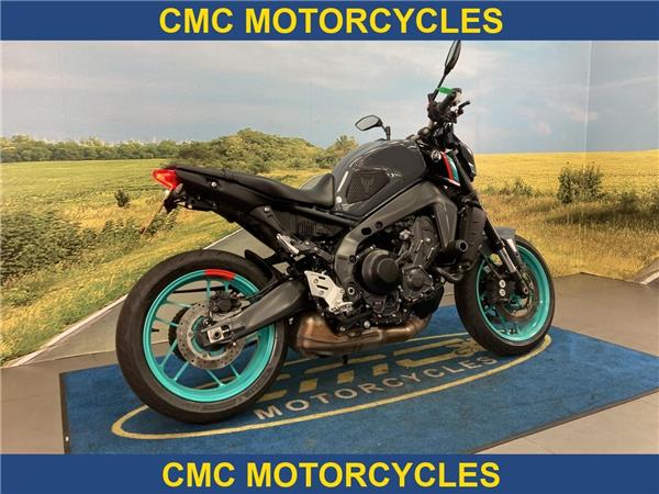  Yamaha MT-09 MT-09