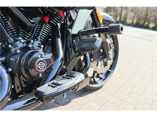 2025 HARLEY-DAVIDSON CVO ROAD GLIDE