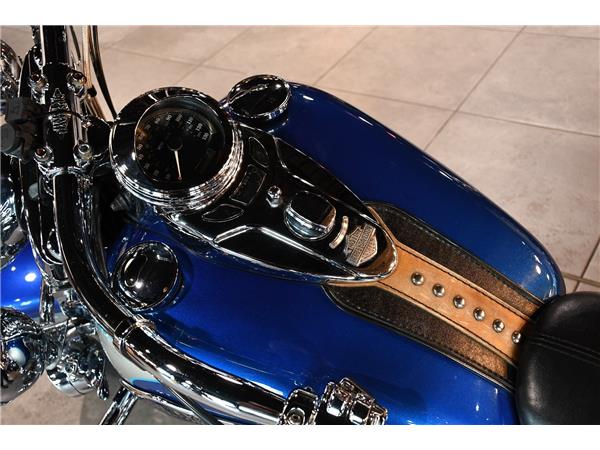 2010 HARLEY-DAVIDSON SOFTAIL FLSTC HERITAGE SOFTAIL CLASSIC