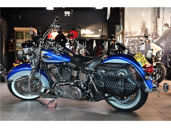 2010 HARLEY-DAVIDSON SOFTAIL FLSTC HERITAGE SOFTAIL CLASSIC