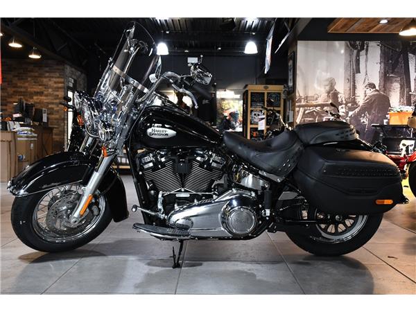 2024 HARLEY-DAVIDSON SOFTAIL FLHCS HERITAGE CLASSIC 114