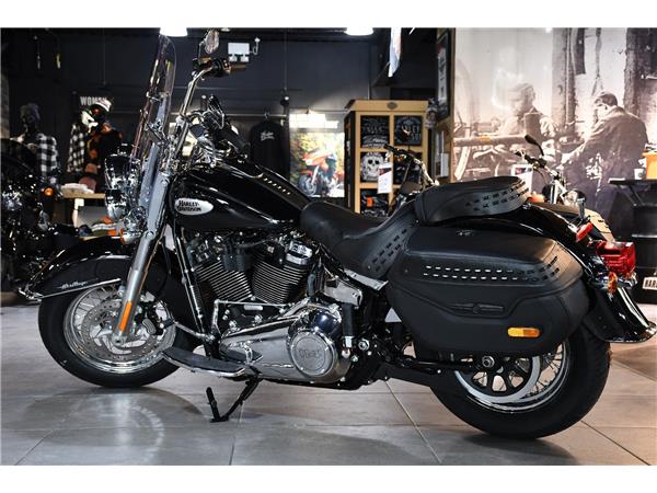 2024 HARLEY-DAVIDSON SOFTAIL FLHCS HERITAGE CLASSIC 114