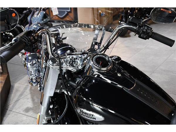 2024 HARLEY-DAVIDSON SOFTAIL FLHCS HERITAGE CLASSIC 114