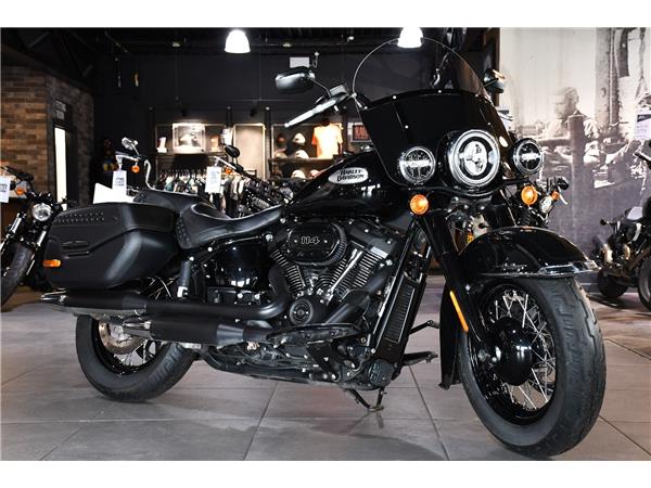 2022 HARLEY-DAVIDSON SOFTAIL FLHCS HERITAGE CLASSIC 114