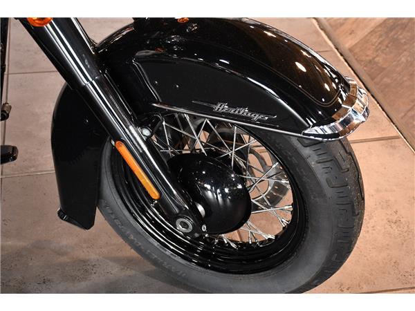 2022 HARLEY-DAVIDSON SOFTAIL FLHCS HERITAGE CLASSIC 114