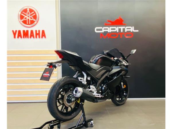 2023 Yamaha R-125 BLACK