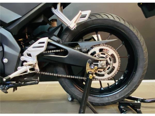 2023 Yamaha R-125 BLACK