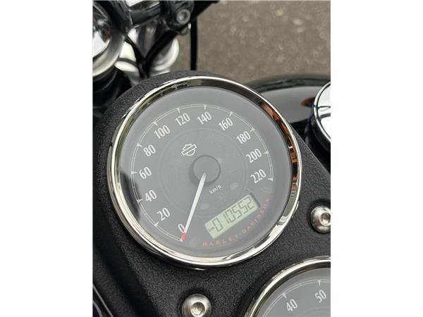 2017 HARLEY-DAVIDSON LOW RIDER