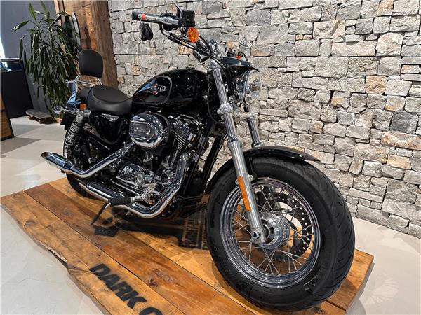 2016 HARLEY-DAVIDSON Sportster XL 1200 C Sportster Custom ABS