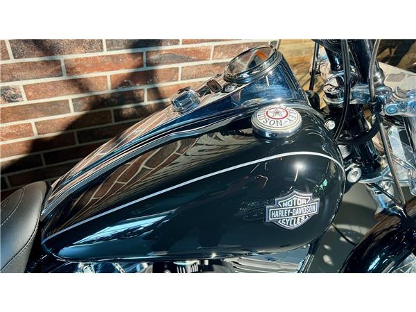 2011 HARLEY-DAVIDSON Dyna FXDWGI Dyna Wide Glide
