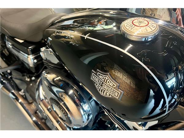 2011 HARLEY-DAVIDSON Dyna FXDWGI Dyna Wide Glide