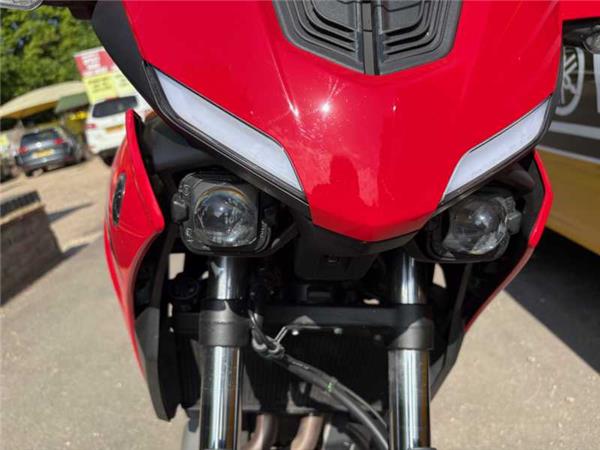 2023 Yamaha TRACER 7 RED