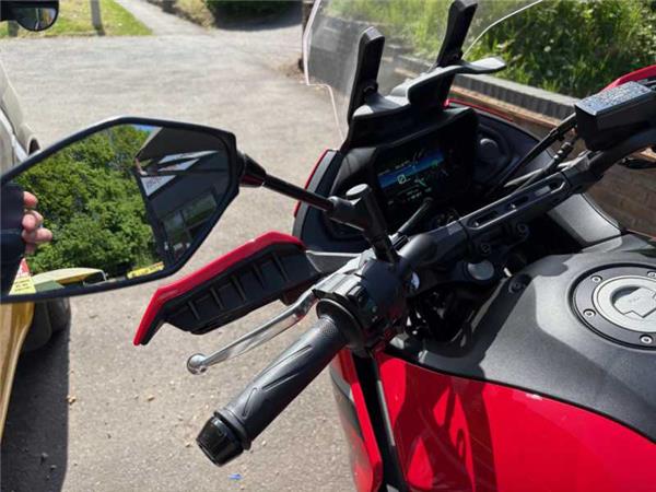 2023 Yamaha TRACER 7 RED
