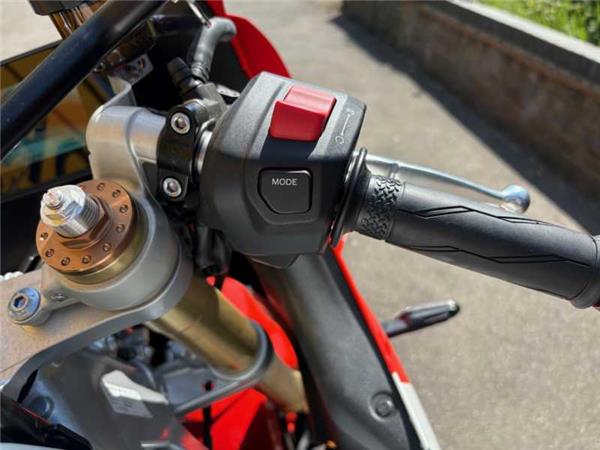 2024 Yamaha XSR900 GP WHITE