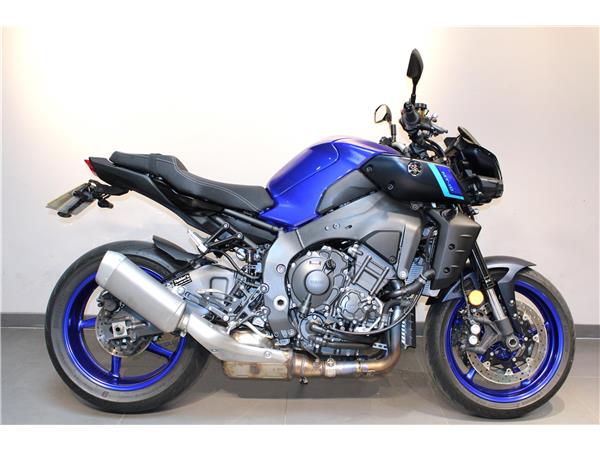 YAMAHA MT-10