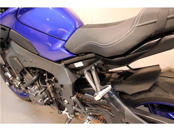 YAMAHA MT-10