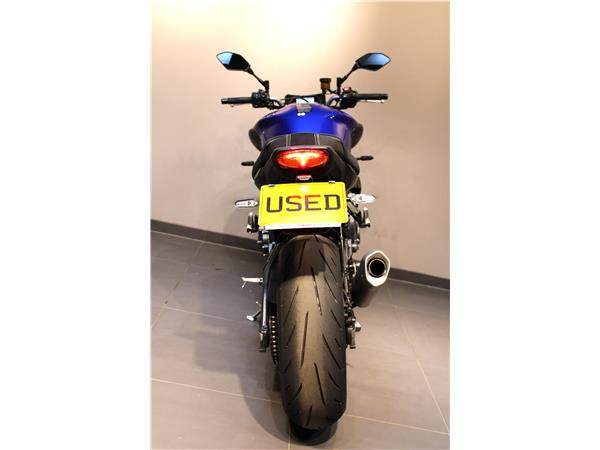 YAMAHA MT-10