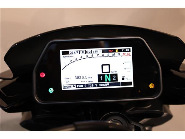 YAMAHA MT-10