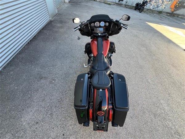 2017 Harley-Davidson CVO Street Glide FLHXSE