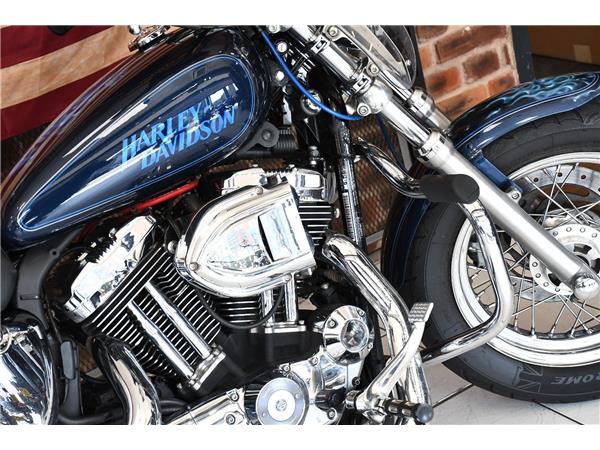 2012 HARLEY-DAVIDSON SPORTSTER XL1200C CUSTOM