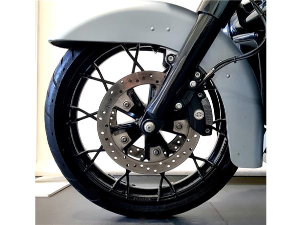 HARLEY-DAVIDSON ROAD GLIDE SPECIAL