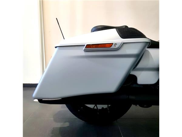 HARLEY-DAVIDSON ROAD GLIDE SPECIAL